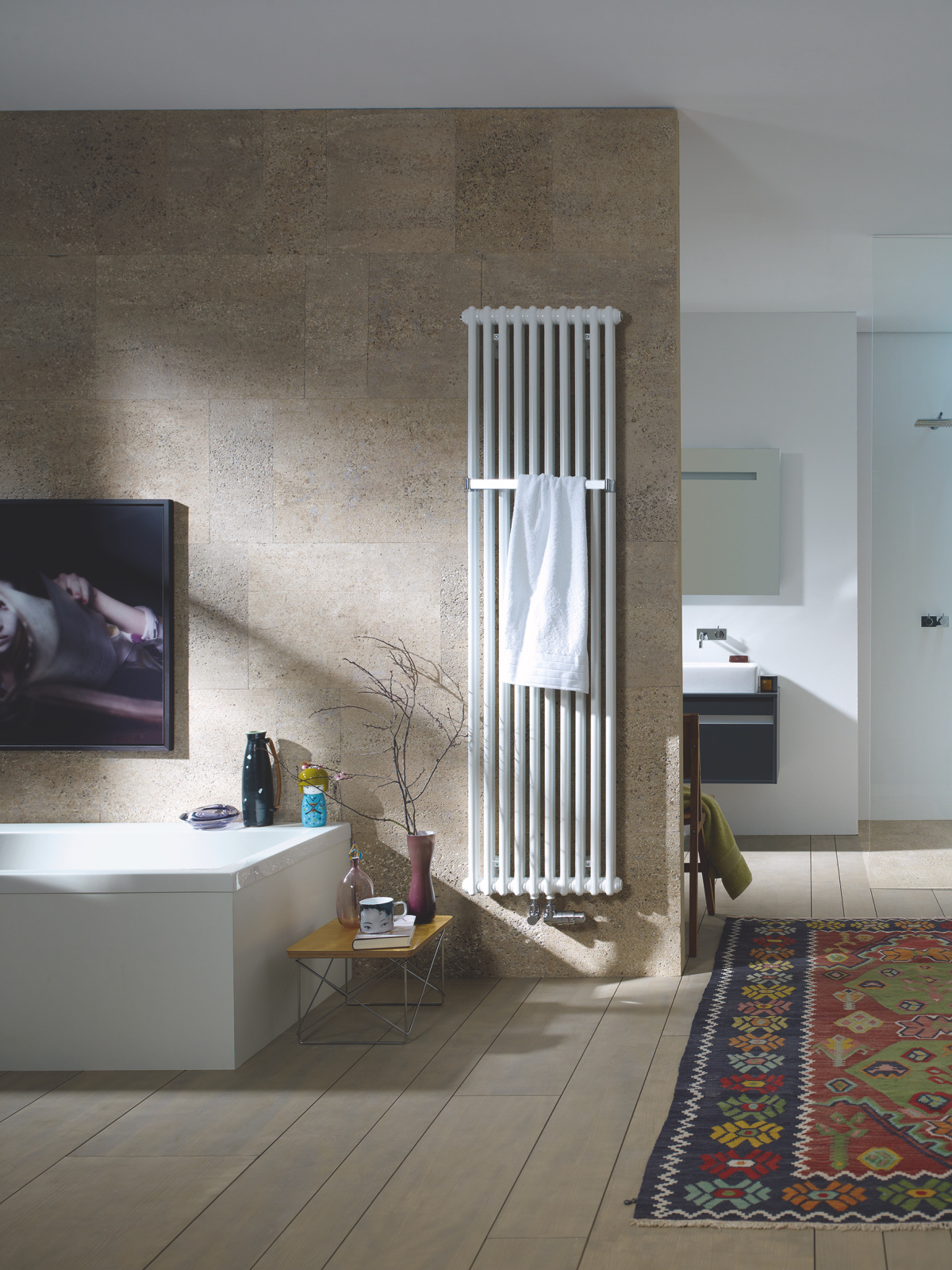 Rendering Zehnder Charleston Bar Decorative radiator Front view