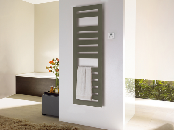 Rendering Zehnder Metropolitan Spa Decorative radiator Angled view