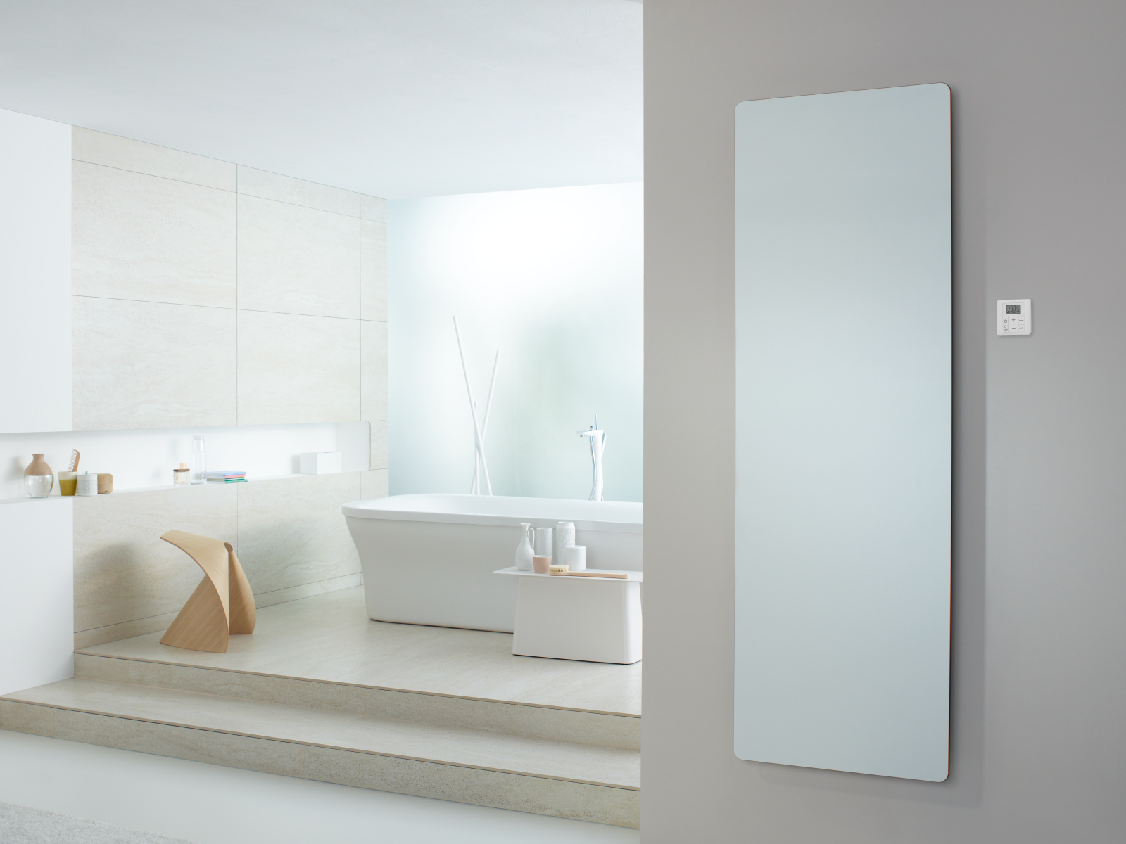 Zehnder_RAD_Vitalo-EL_RACY_Chinchilla Rendering Decorative radiator